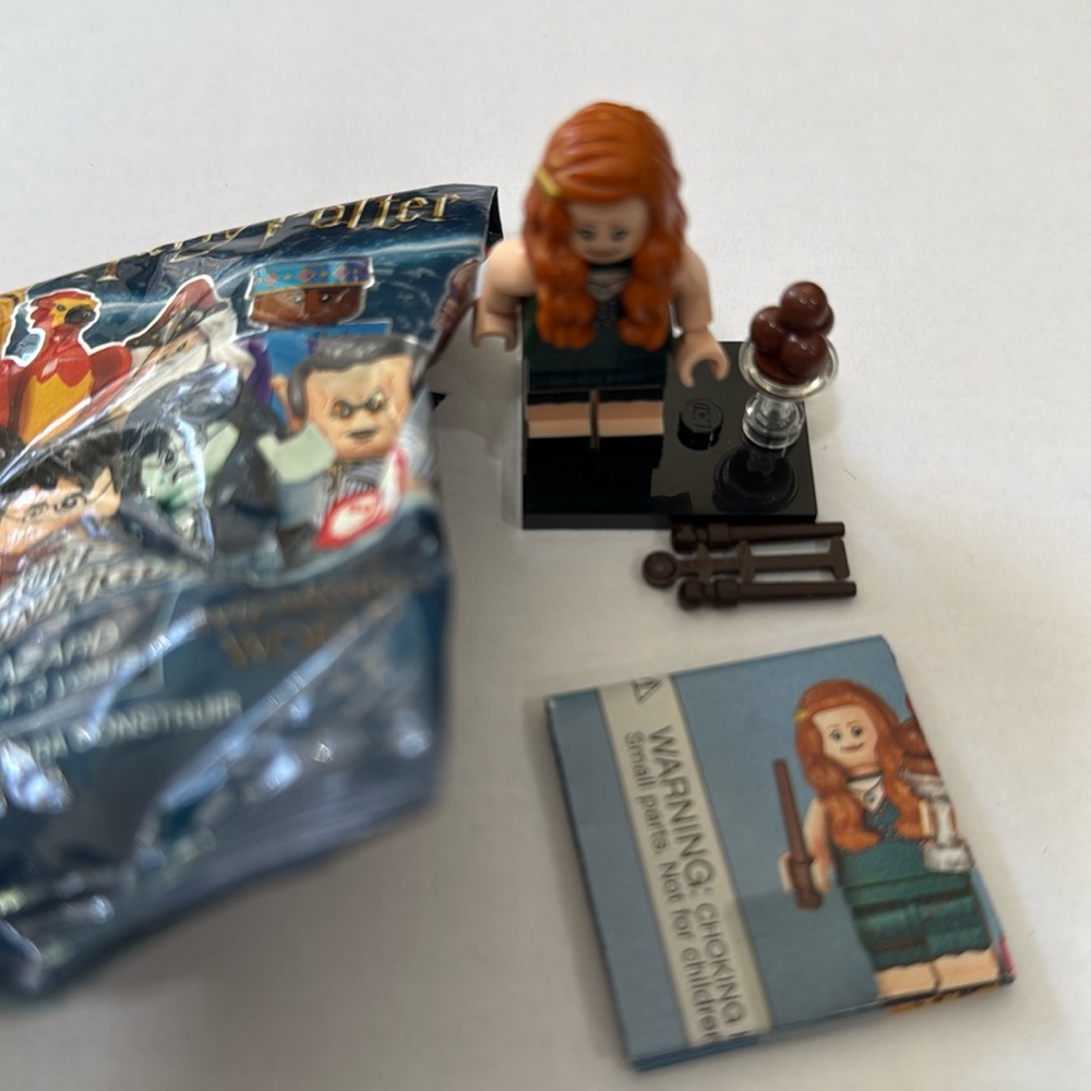 Lego Ginny Weasley Minifigure Series 2 Ice Cream Social Harry Potter